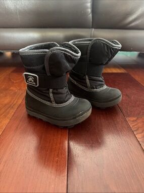 Kamik Kids Black Snow Boots with Hook-and-Loop Strap